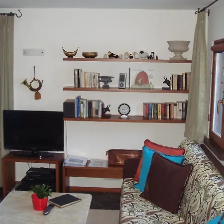 Sassella 2a By Interhome Appartamento